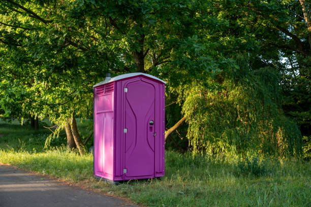 Best Porta potty rental near me  in Fairplains, NC