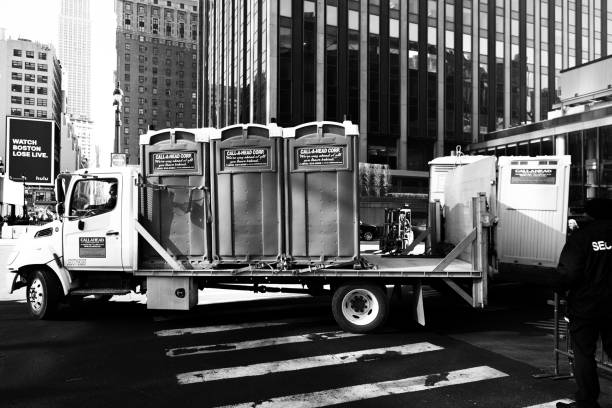 Best Porta potty rental near me  in Fairplains, NC